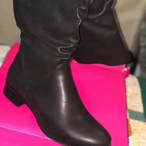 Shoedazzle Flat Knee high boot. Size 11. WIDE-CALF